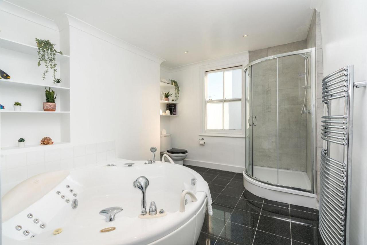 Case de vacanță Immaculate 3bd House In Parson Green Fulham