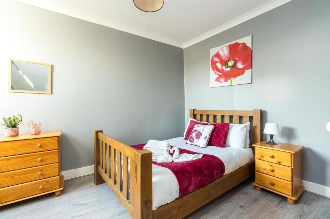 Case de vacanță Immaculate 3bd House In Parson Green Fulham